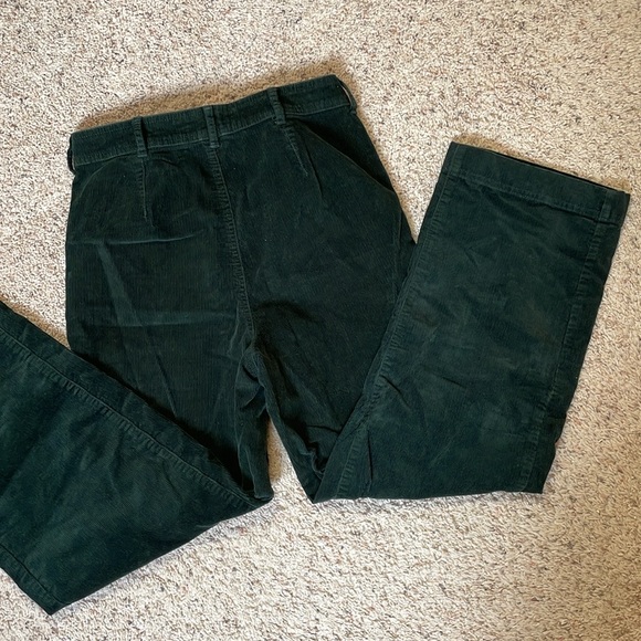 Everlane Corduroy Wide Leg Pants, size 8, in Scarab Green - Picture 4 of 4